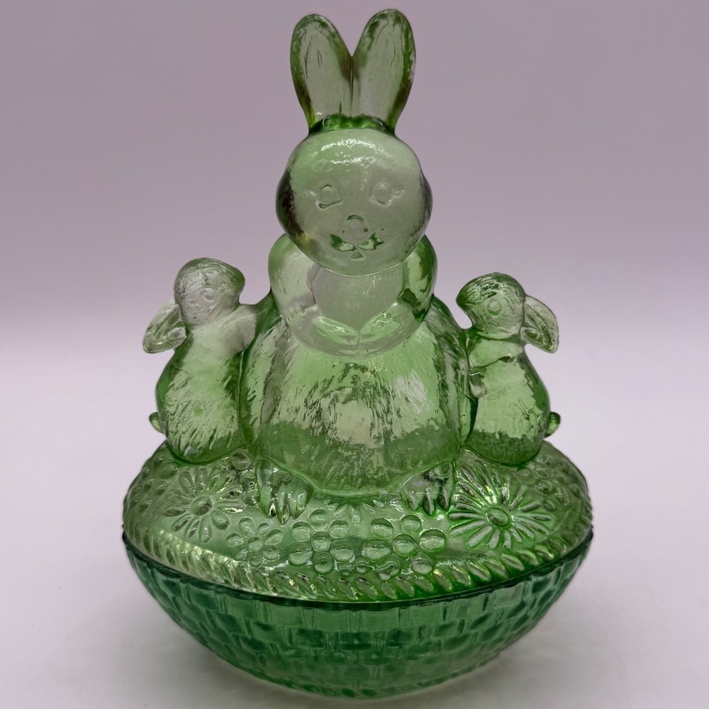 VTG Green Bunny Rabbit Family Covered Candy Dish UV reactive manganese
